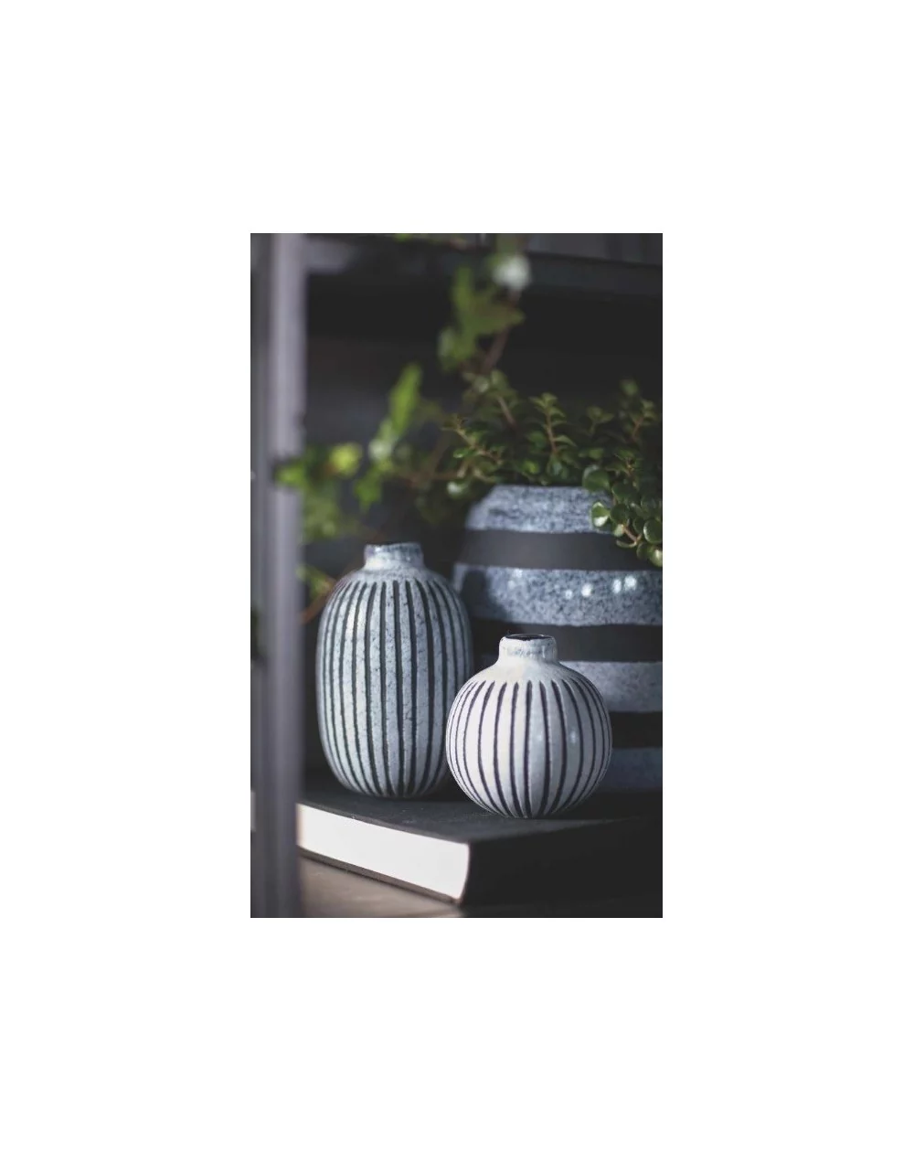 Sklenená mini váza SENWE, oval, grey
